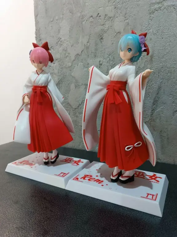 Karakter pendukung populer, Rem dan Ram Gambar Rem dan Ram dari anime Re:Zero